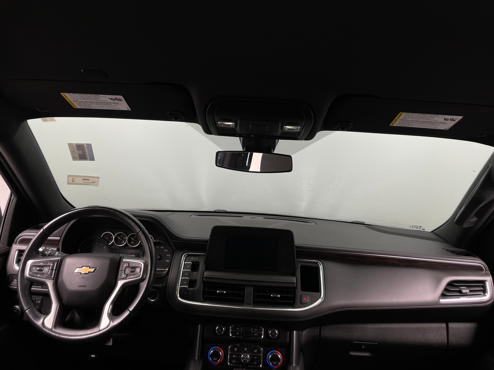 Thumbnail: 2022 Chevrolet Tahoe - 3