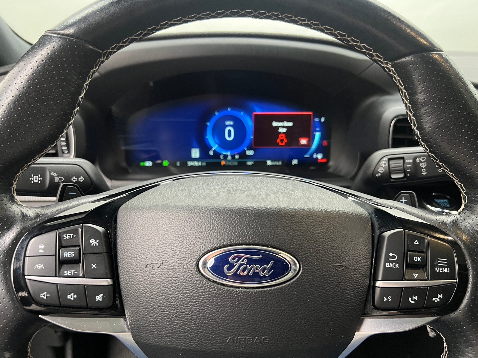 Thumbnail: 2022 Ford Explorer - 4