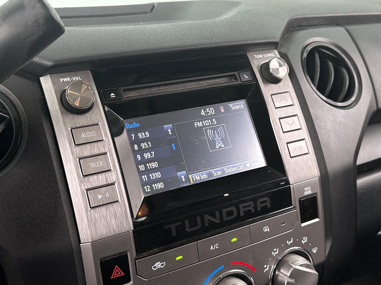Thumbnail: 2018 Toyota Tundra - 4
