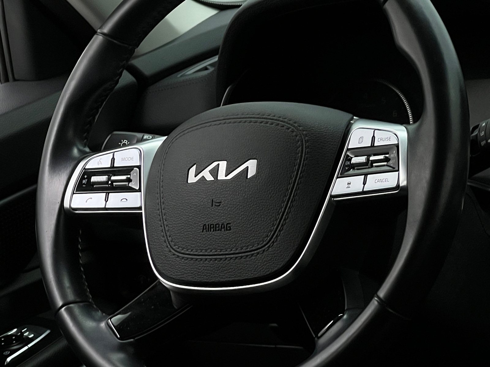 Thumbnail: 2022 Kia Telluride - 4
