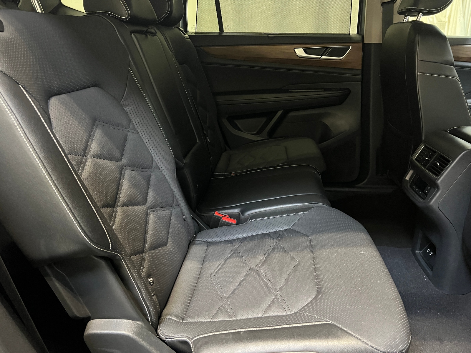 Thumbnail: 2024 Volkswagen Atlas - 5