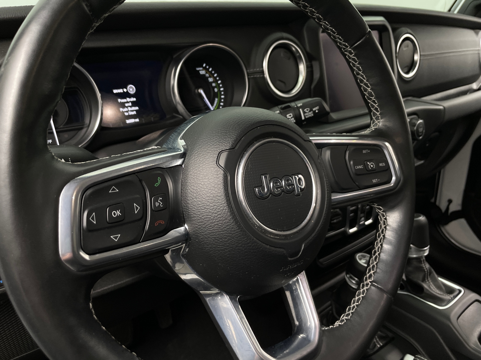 Thumbnail: 2022 Jeep Wrangler - 5