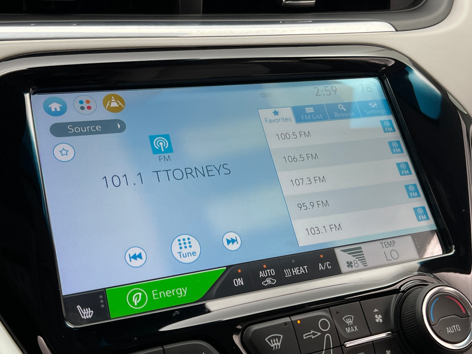 Thumbnail: 2020 Chevrolet Bolt EV - 3