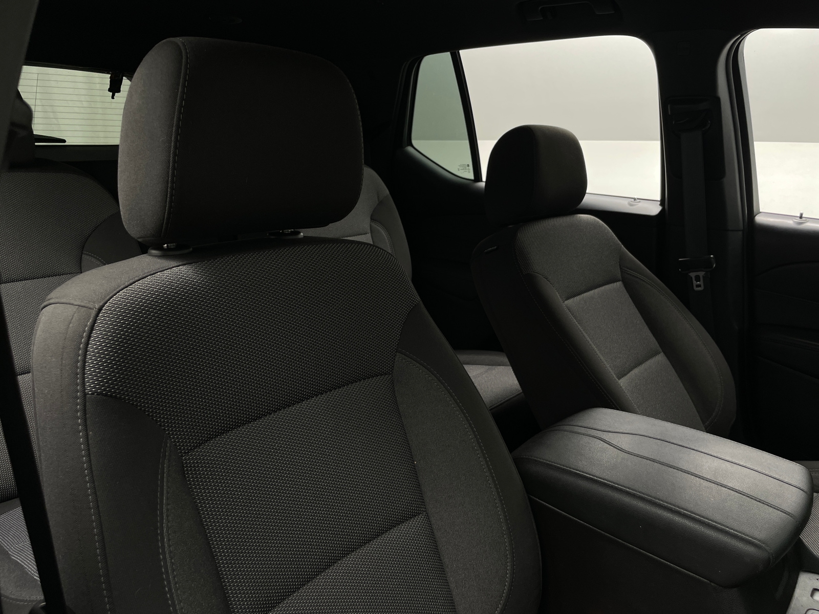 Thumbnail: 2022 Chevrolet Traverse - 2