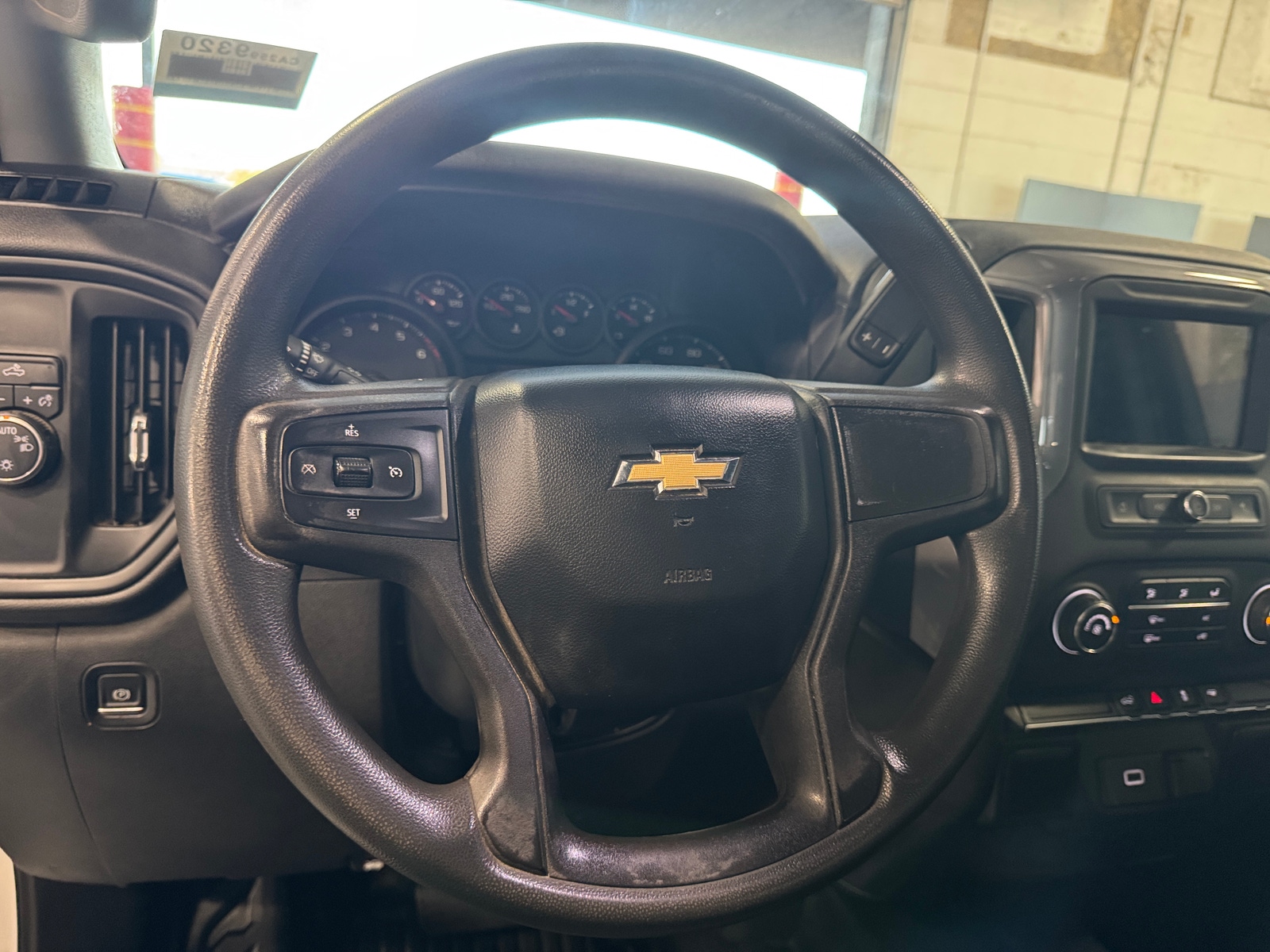 Thumbnail: 2019 Chevrolet Silverado 1500 - 4