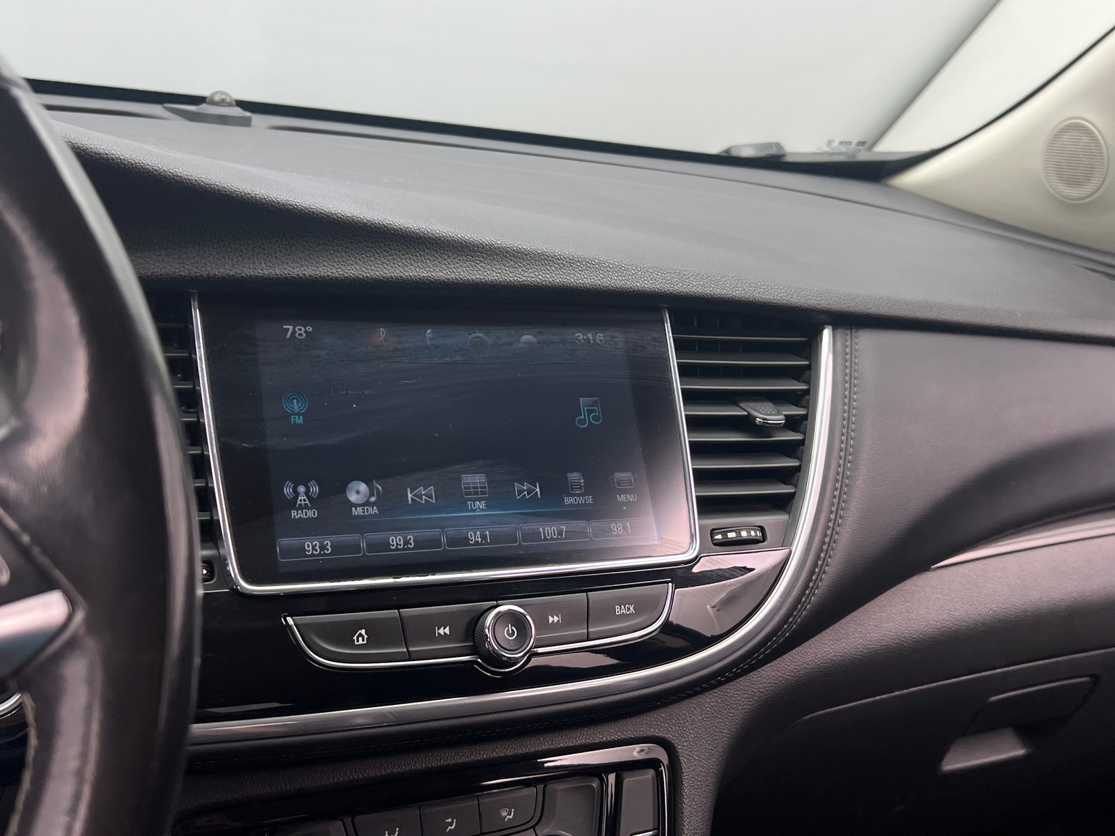 Thumbnail: 2019 Buick Encore - 4