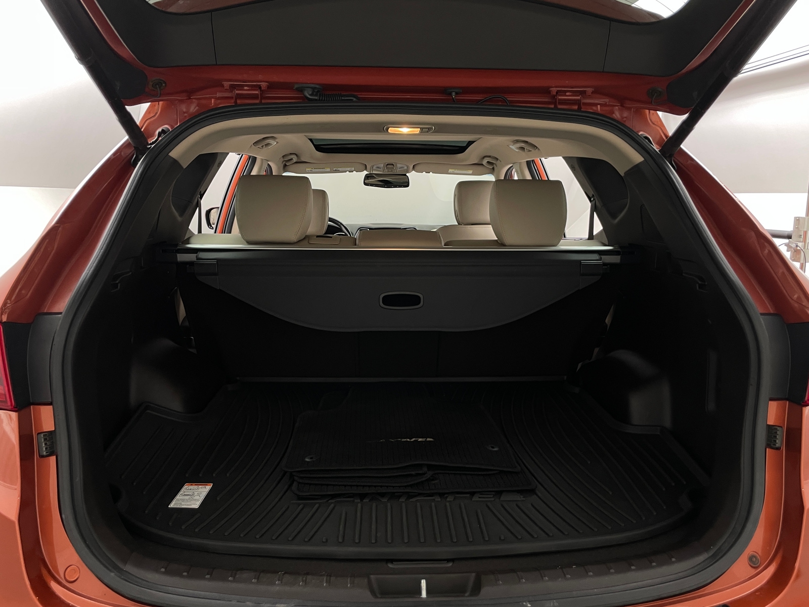 Thumbnail: 2017 Hyundai Santa Fe - 6