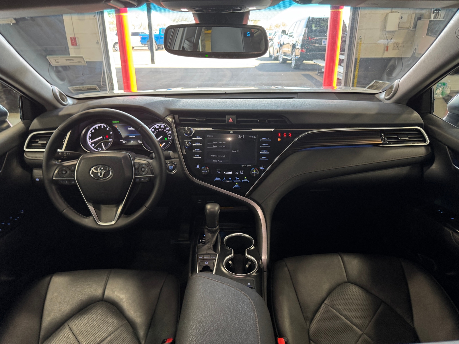 Thumbnail: 2018 Toyota Camry - 2