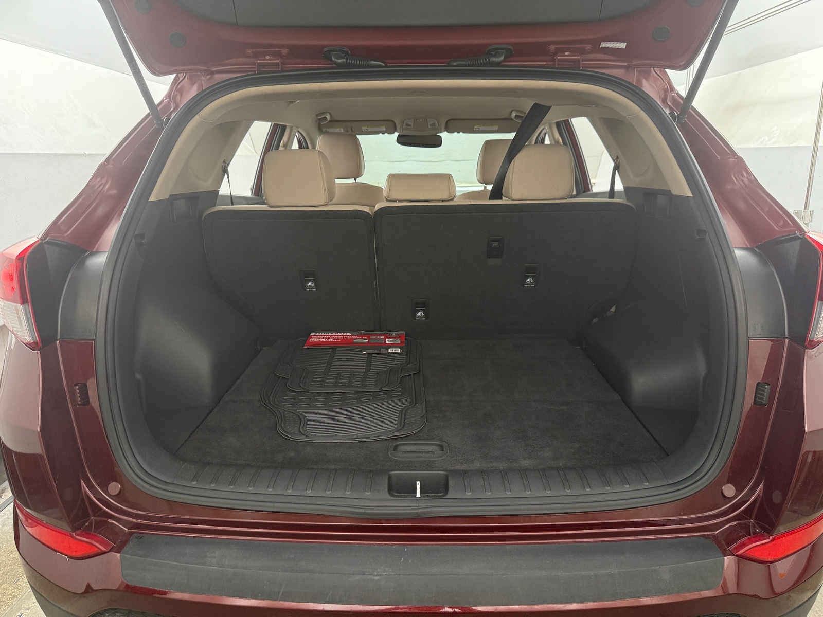 Thumbnail: 2016 Hyundai Tucson - 7