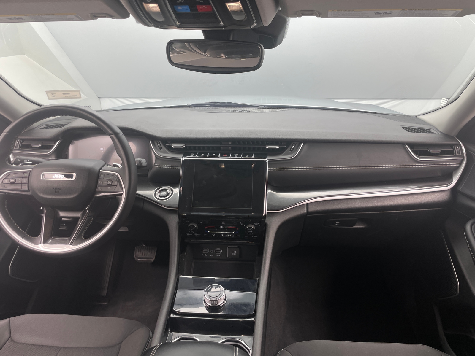 Thumbnail: 2022 Jeep Grand Cherokee - 3