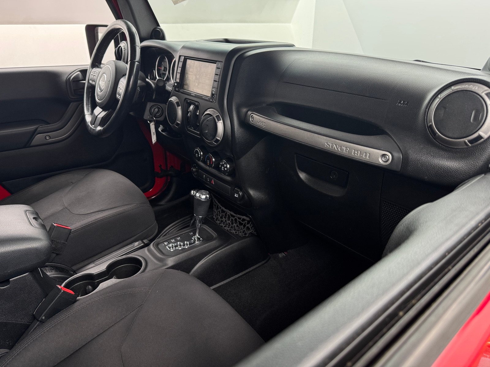 Thumbnail: 2014 Jeep Wrangler - 3
