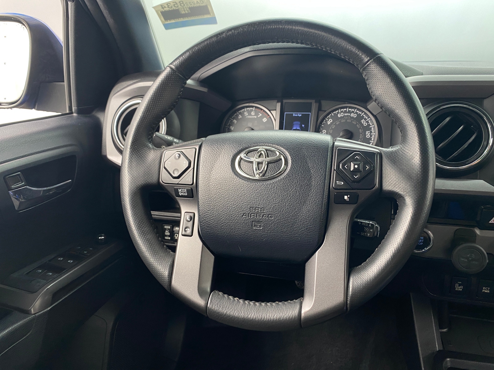Thumbnail: 2017 Toyota Tacoma - 5