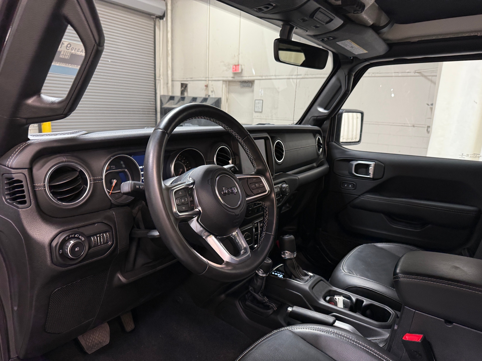 Thumbnail: 2019 Jeep Wrangler - 2