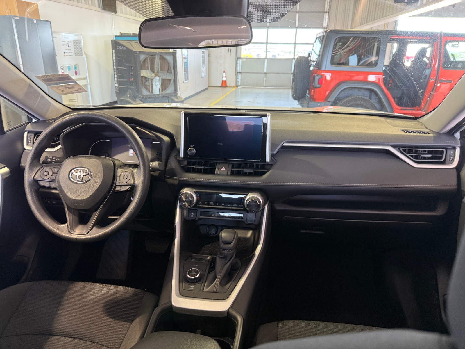 Thumbnail: 2025 Toyota RAV4 - 3