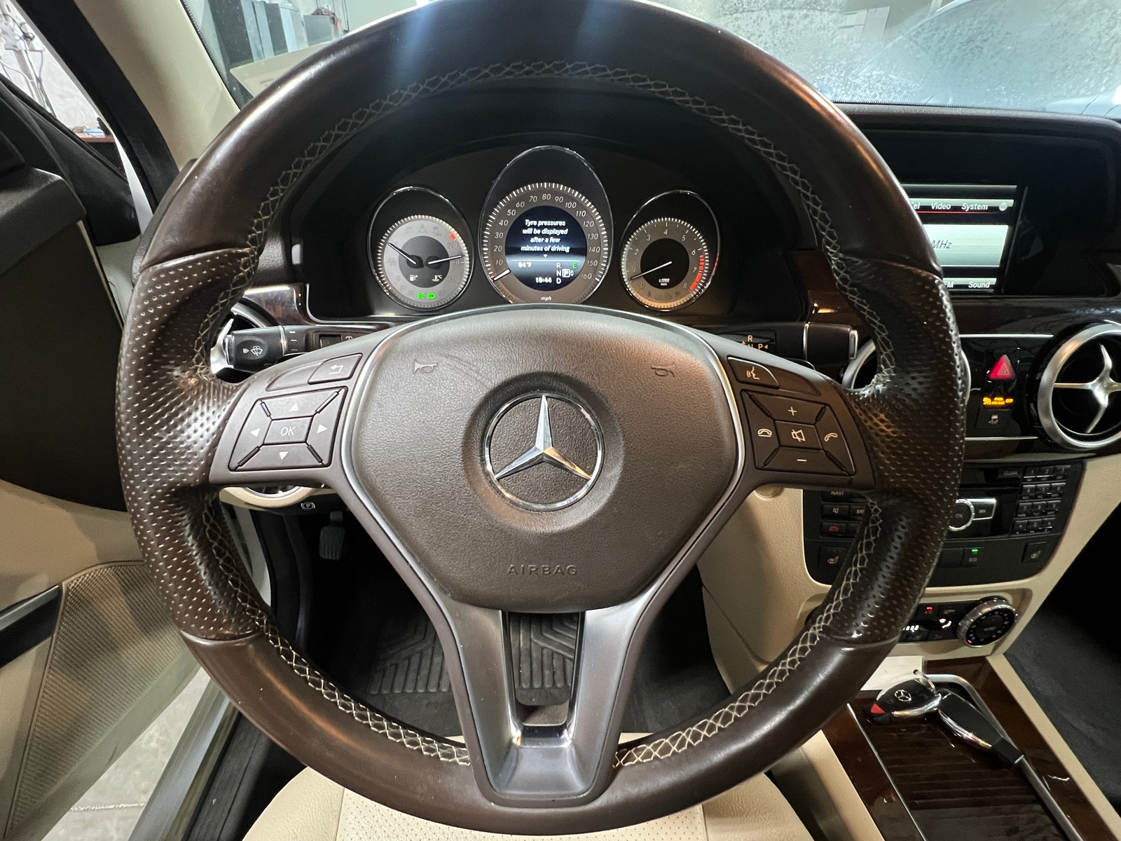 Thumbnail: 2015 Mercedes-Benz GLK - 4