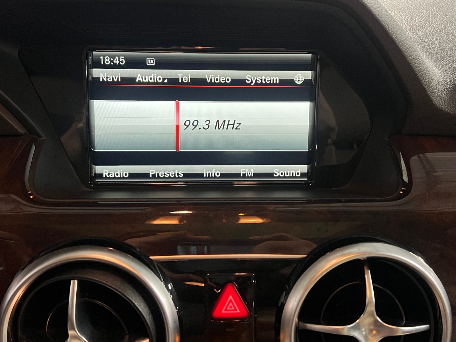 Thumbnail: 2015 Mercedes-Benz GLK - 3
