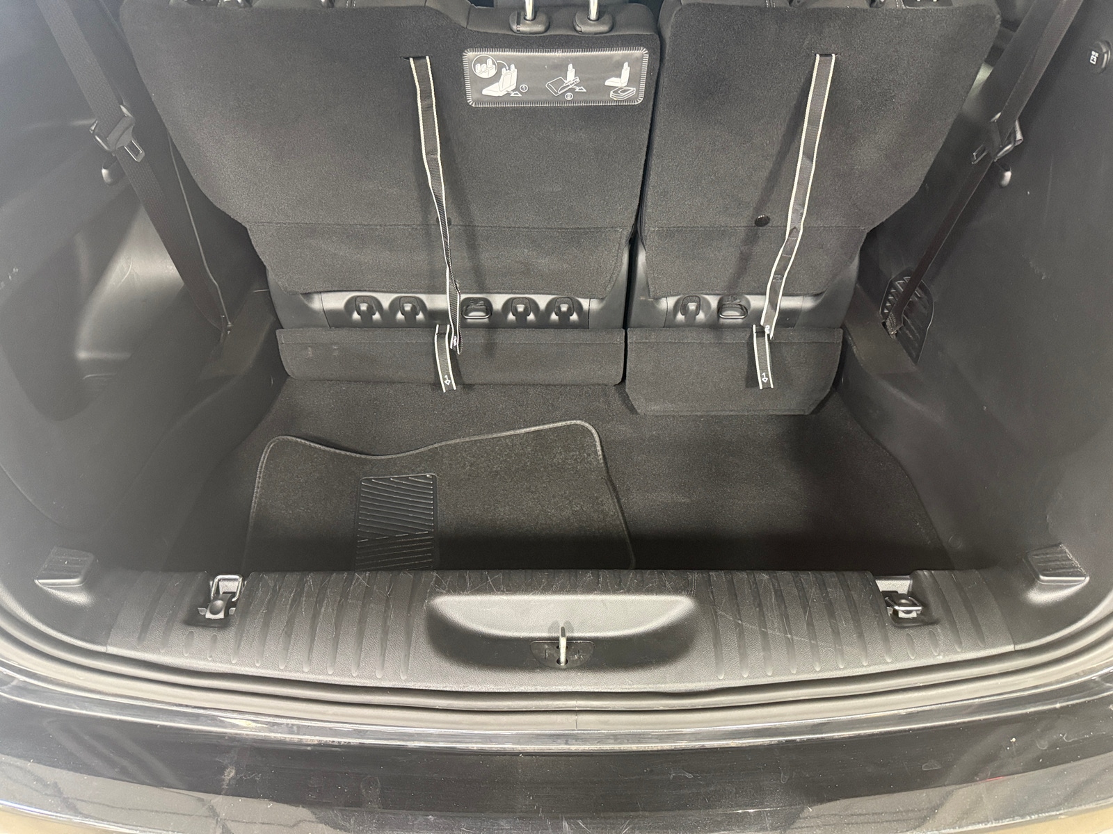 Thumbnail: 2020 Chrysler Pacifica - 7