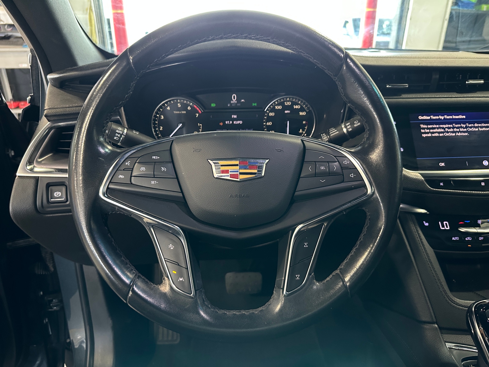 Thumbnail: 2020 Cadillac XT5 - 4