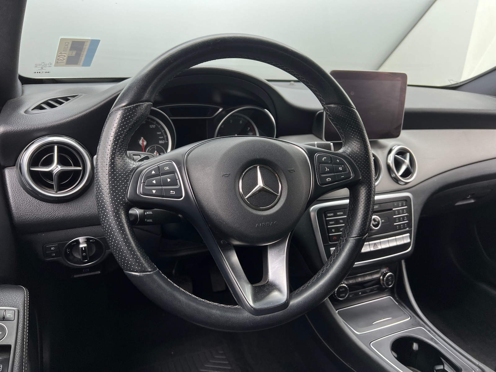 Thumbnail: 2020 Mercedes-Benz GLA - 4