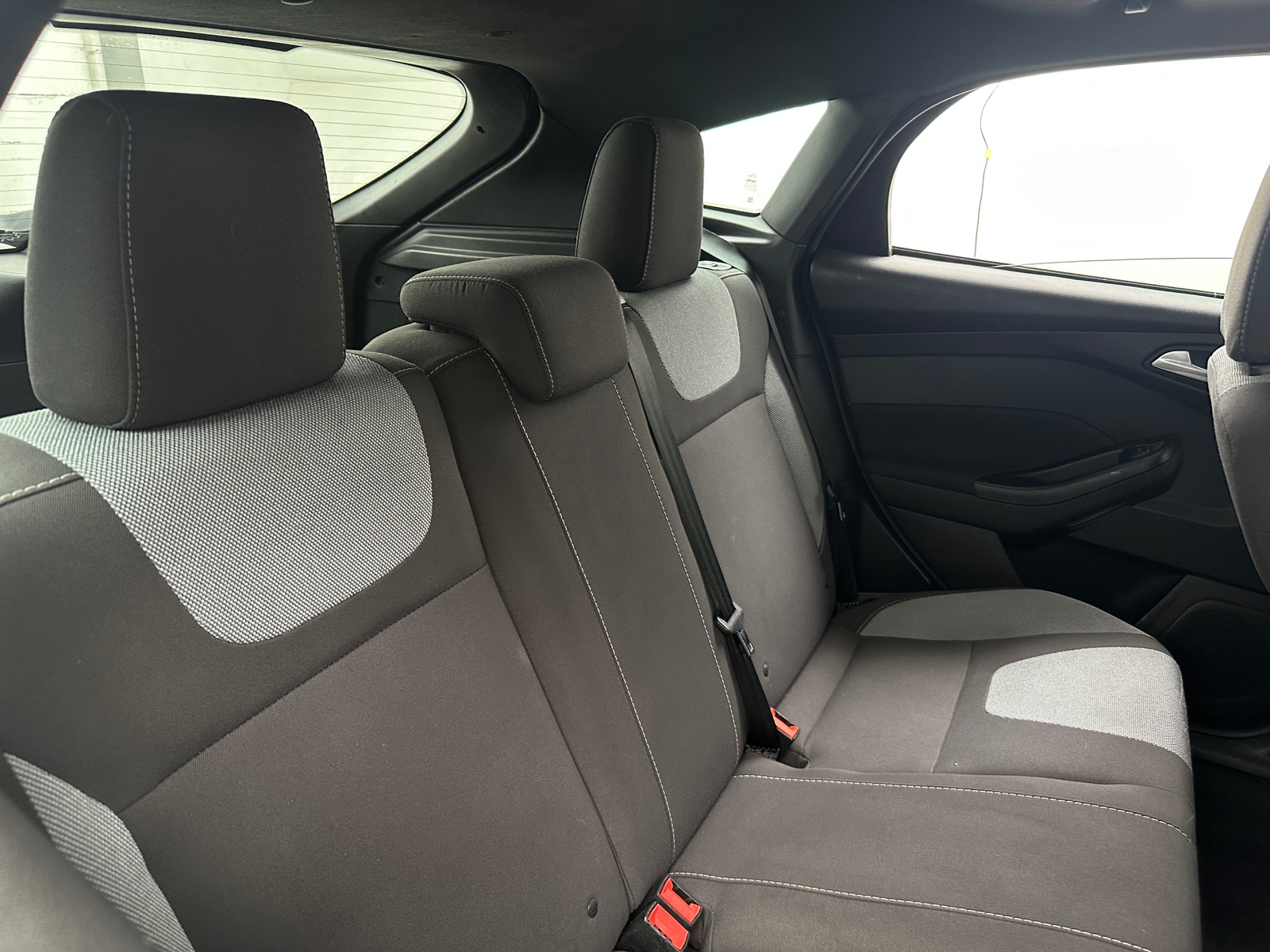 Thumbnail: 2014 Ford Focus - 6