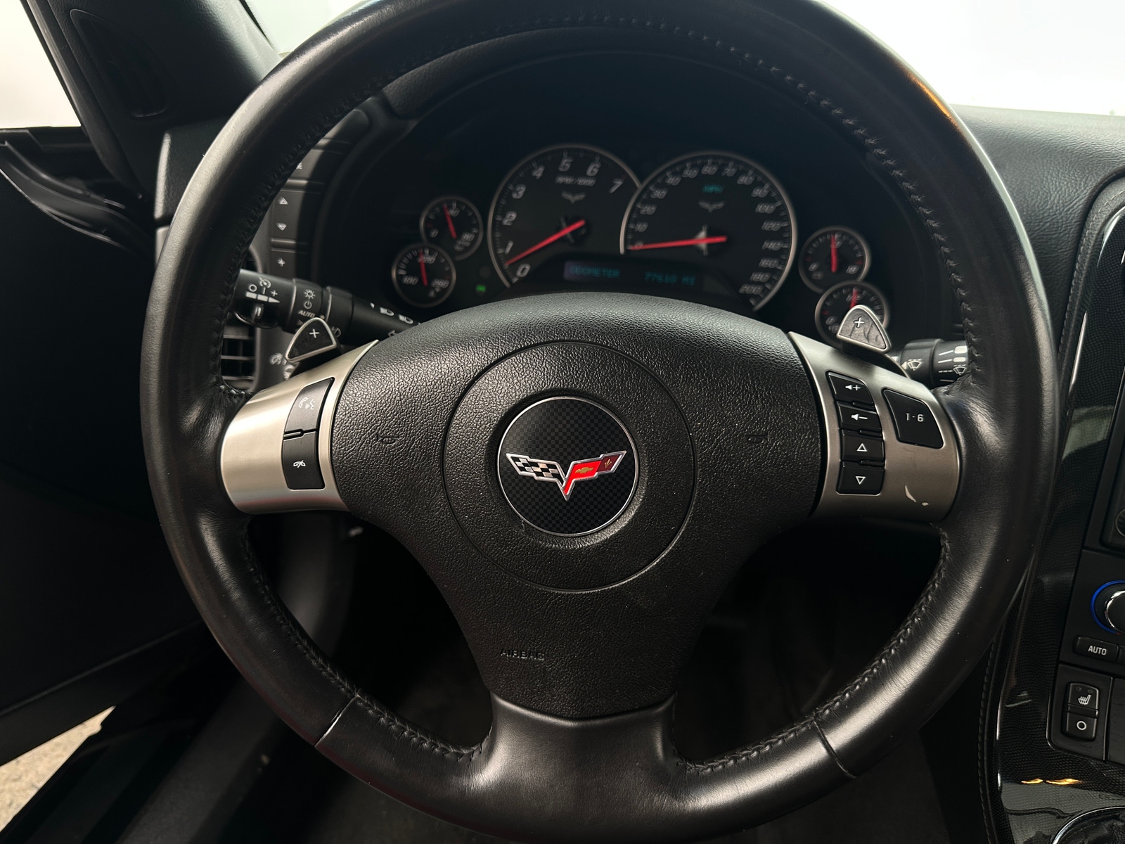 Thumbnail: 2011 Chevrolet Corvette - 3