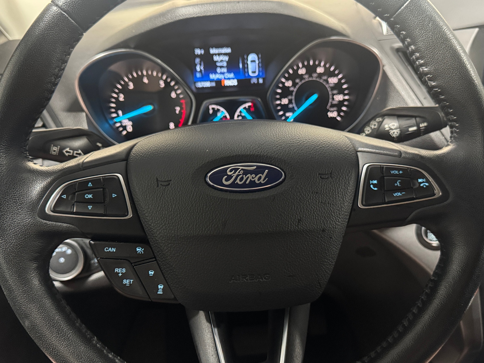 Thumbnail: 2019 Ford Escape - 5