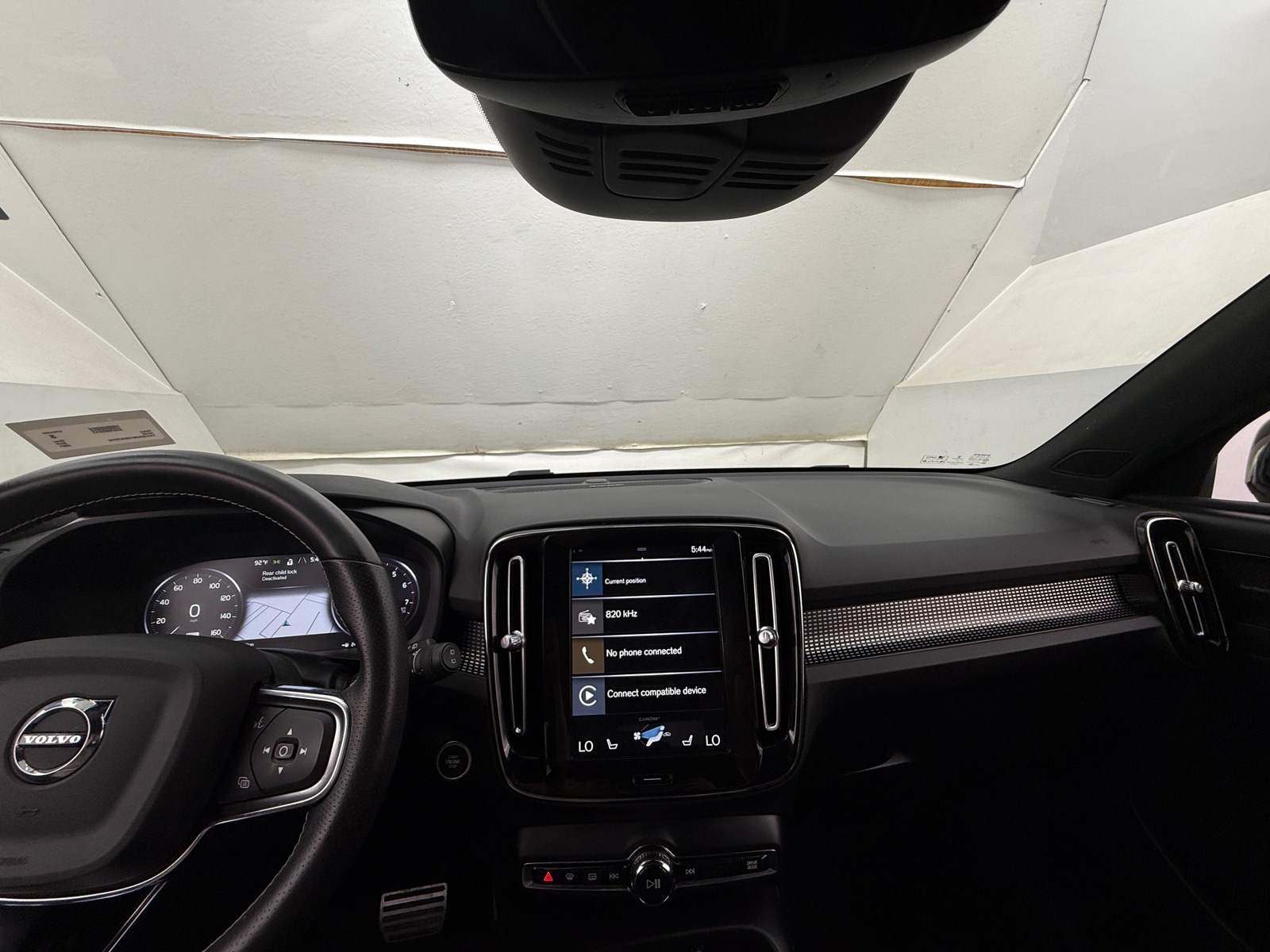 Thumbnail: 2021 Volvo XC40 - 3