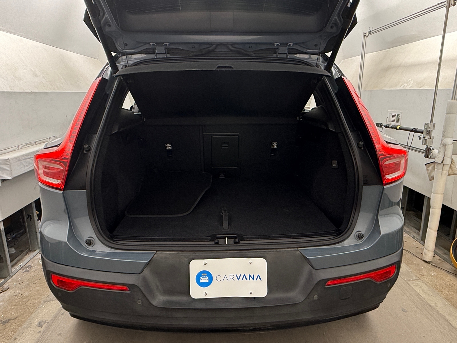 Thumbnail: 2021 Volvo XC40 - 7