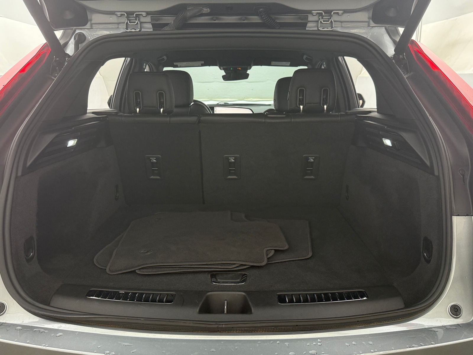 Thumbnail: 2024 Cadillac XT4 - 6