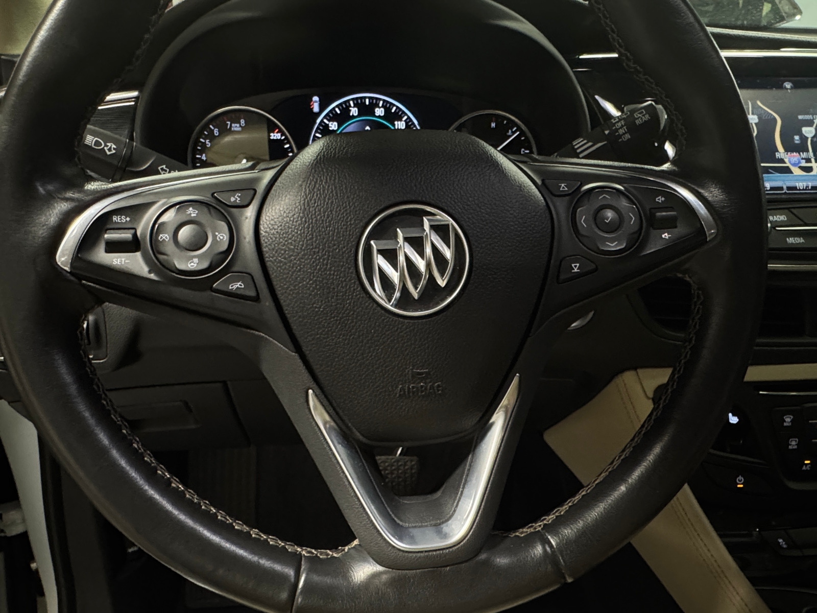 Thumbnail: 2016 Buick Envision - 4