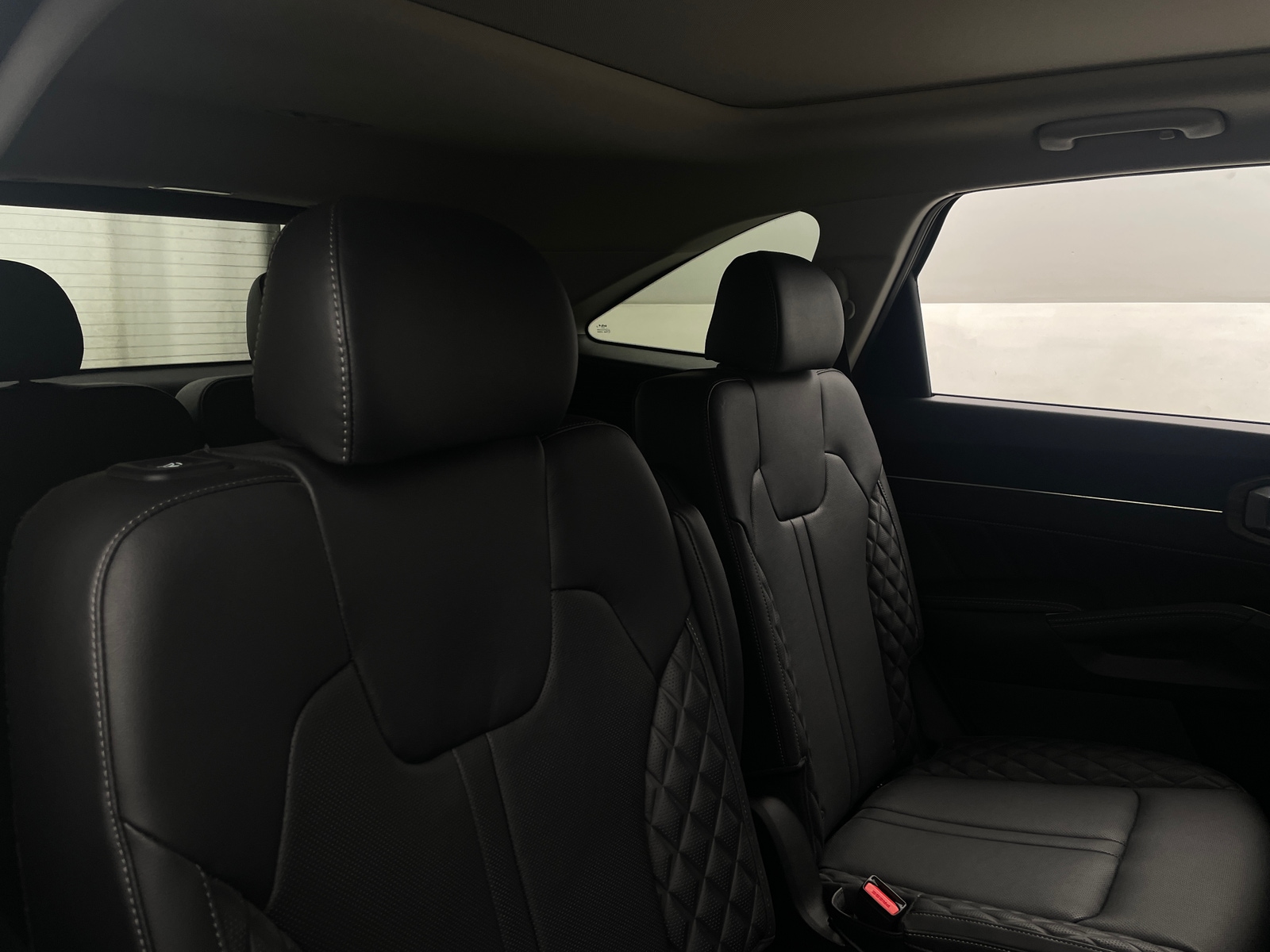 Thumbnail: 2022 Kia Sorento - 5