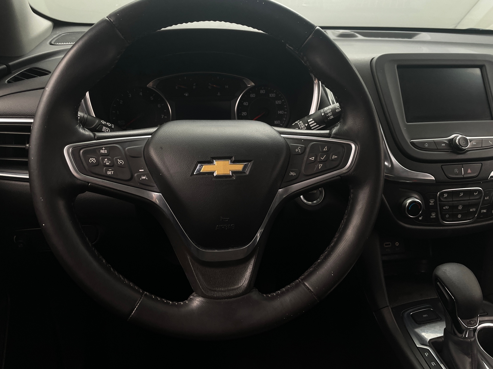 Thumbnail: 2022 Chevrolet Equinox - 5