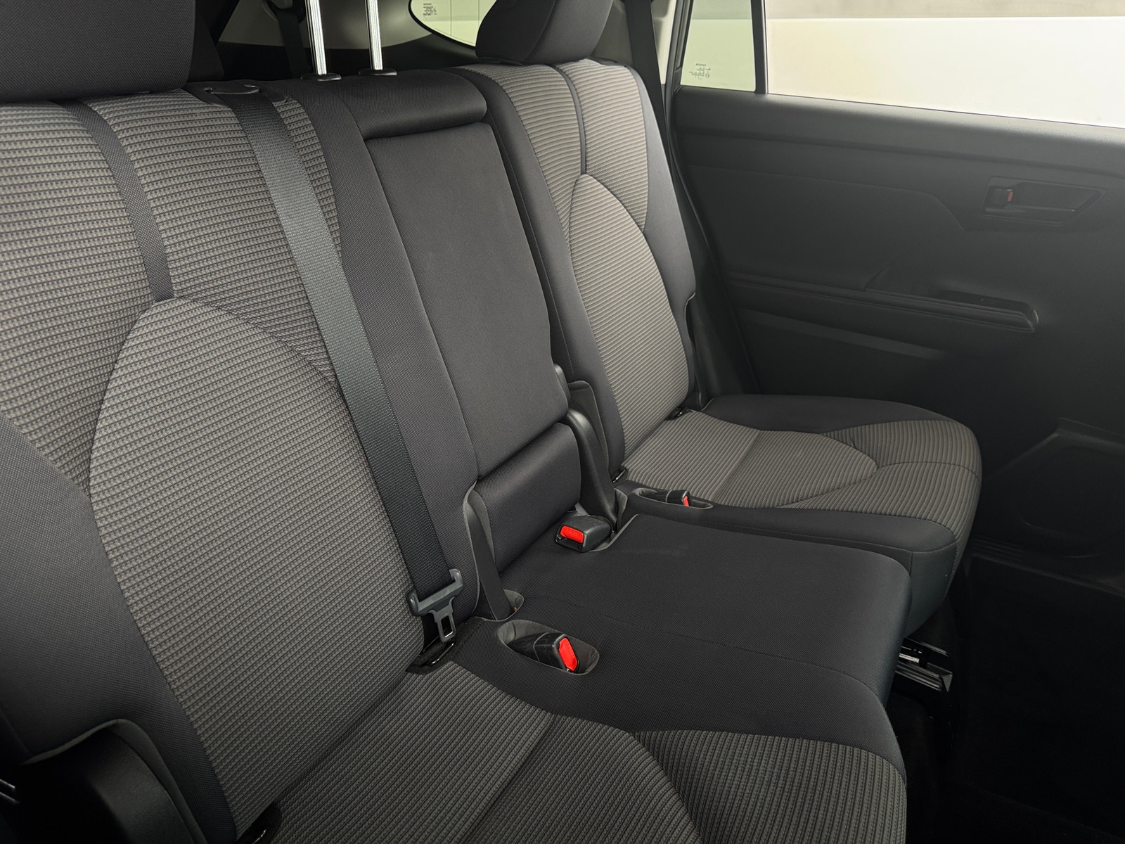 Thumbnail: 2020 Toyota Highlander - 6
