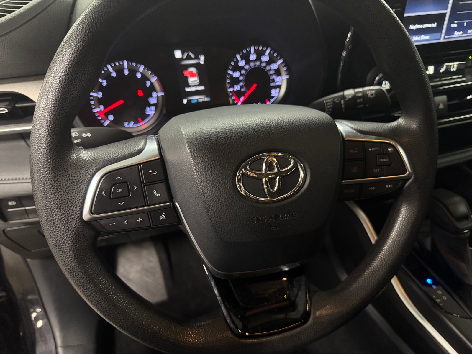 Thumbnail: 2020 Toyota Highlander - 5
