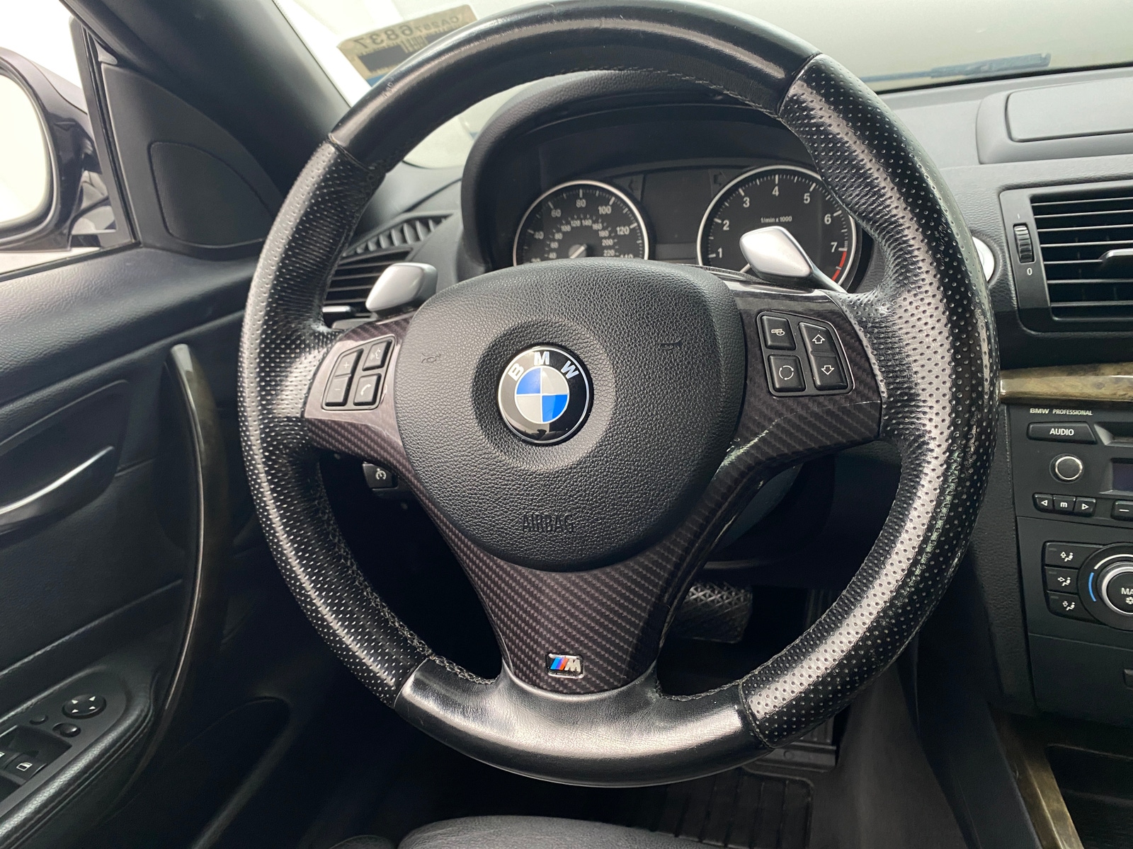 Thumbnail: 2010 BMW 1 Series - 4