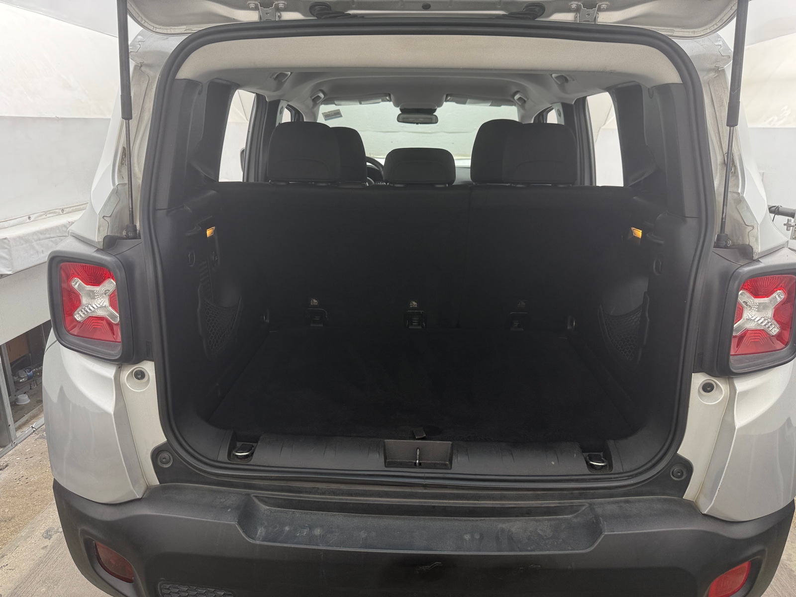 Thumbnail: 2017 Jeep Renegade - 7