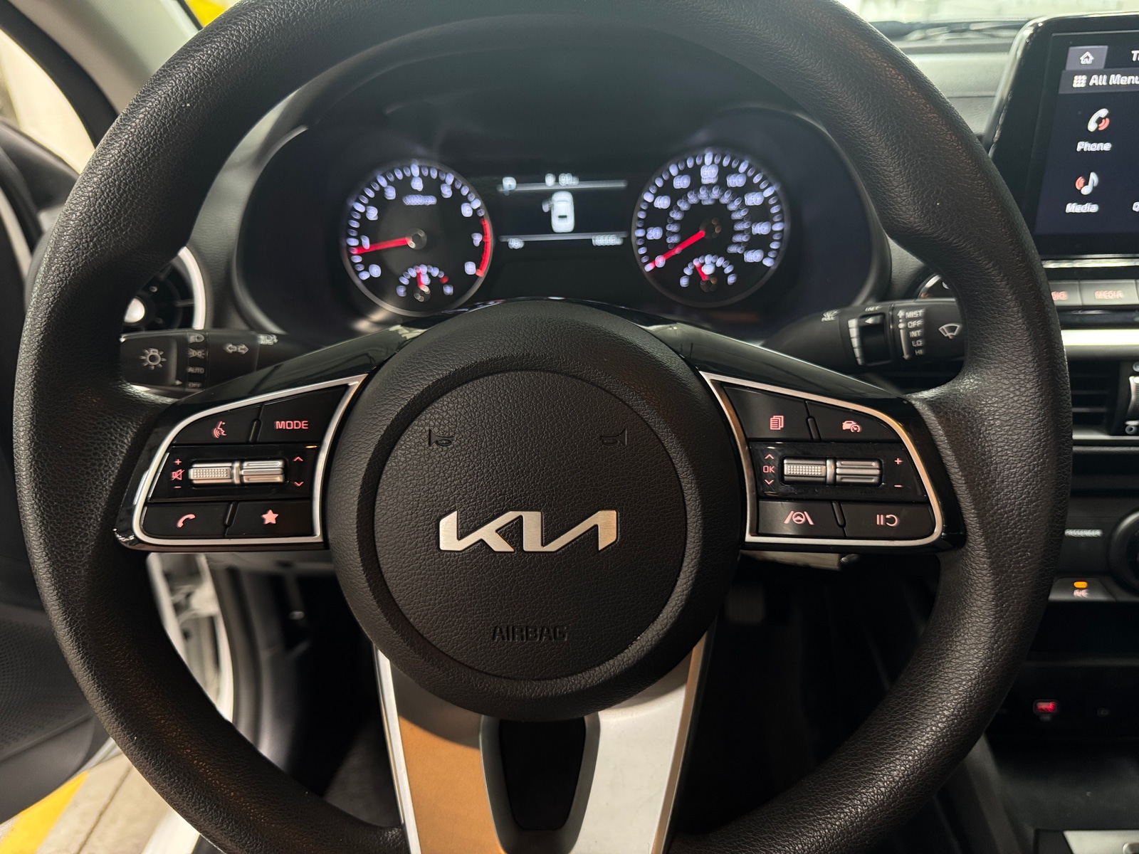 Thumbnail: 2024 Kia Forte - 5