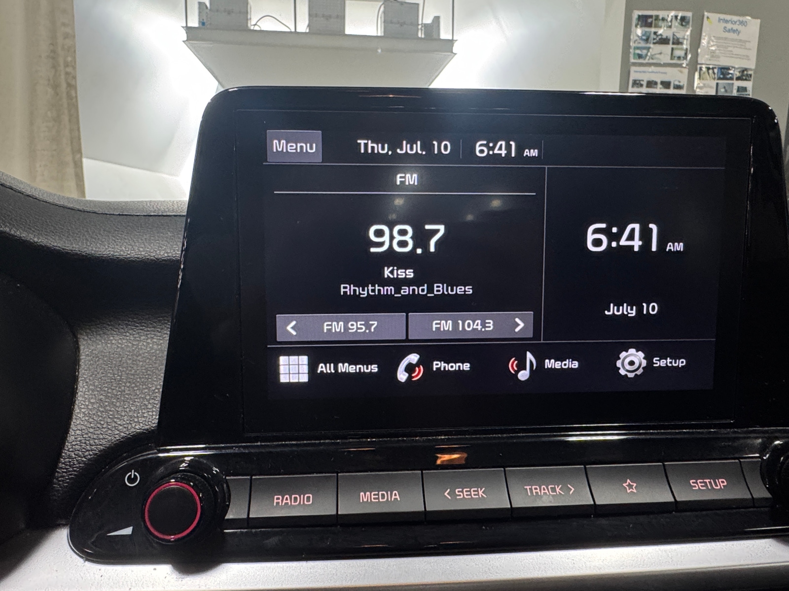 Thumbnail: 2024 Kia Forte - 4