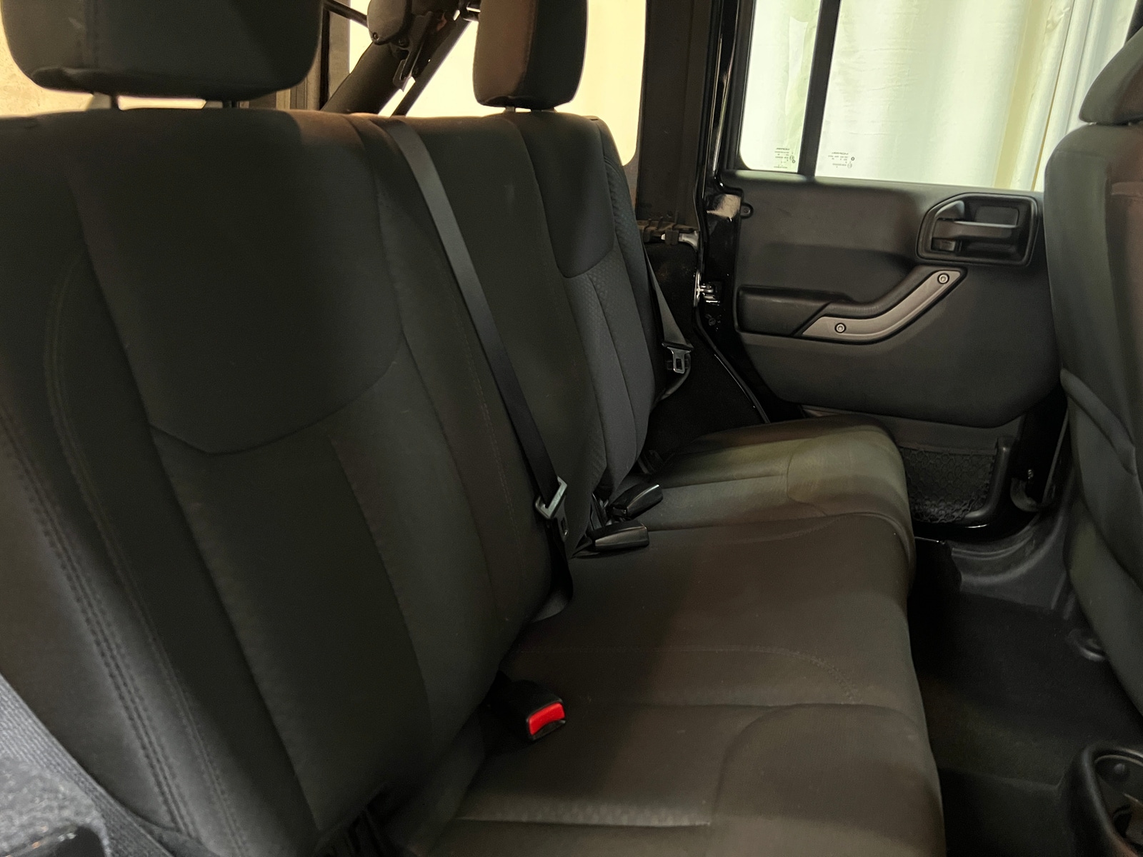 Thumbnail: 2016 Jeep Wrangler - 6