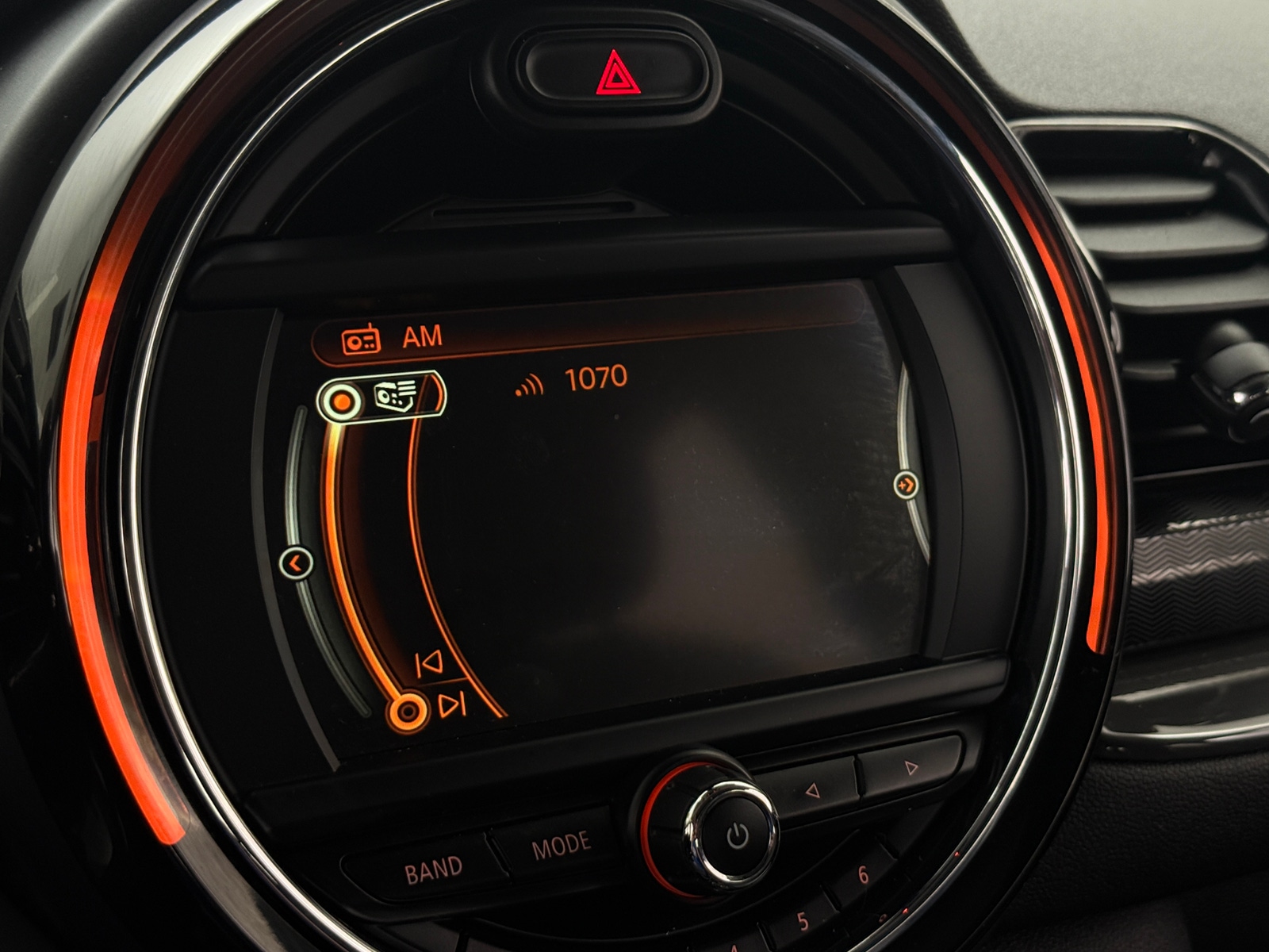 Thumbnail: 2017 MINI Cooper Clubman - 3