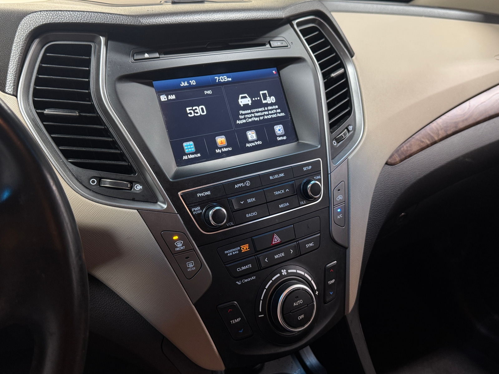 Thumbnail: 2018 Hyundai Santa Fe - 3