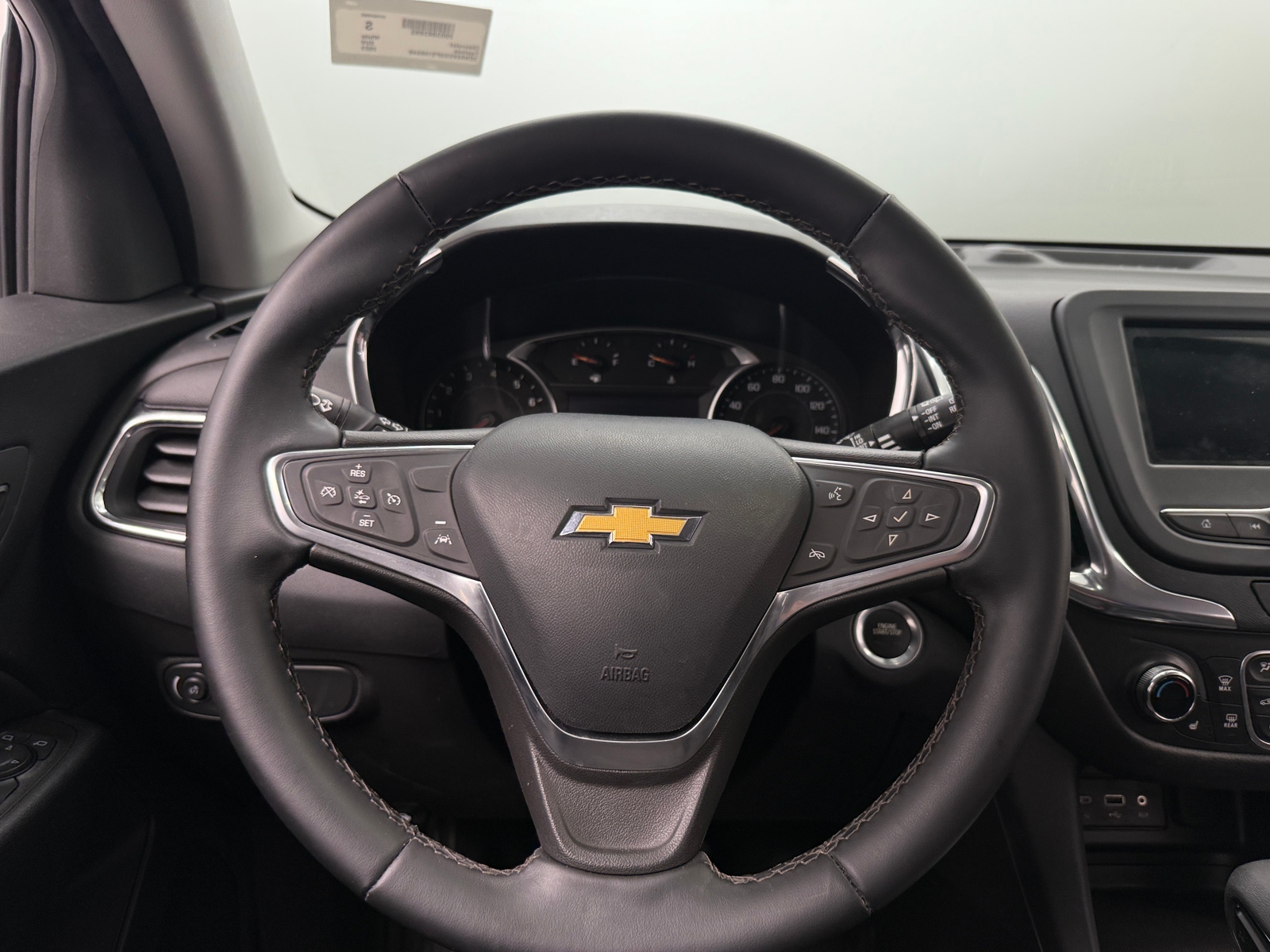Thumbnail: 2023 Chevrolet Equinox - 5