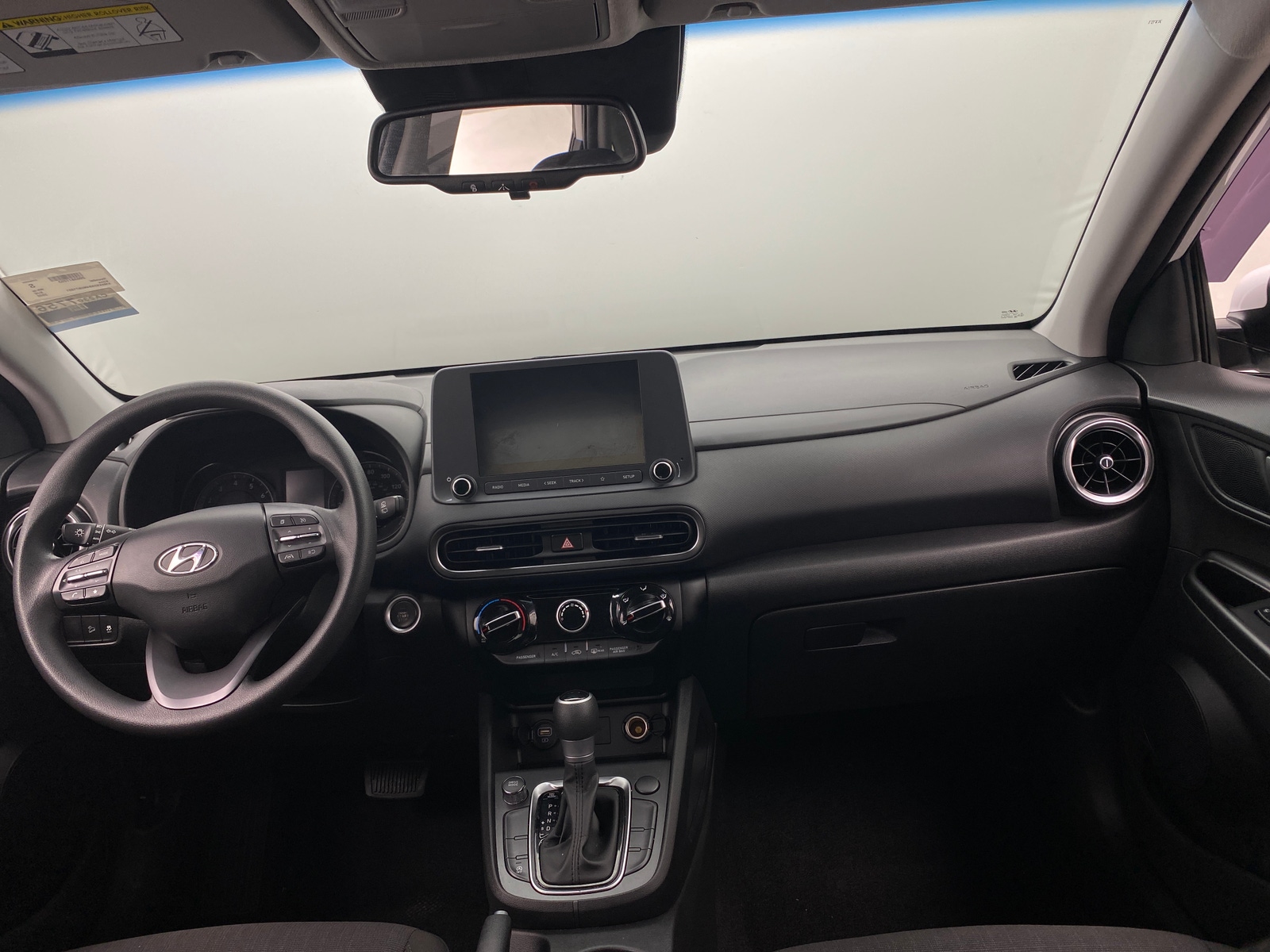 Thumbnail: 2022 Hyundai Kona - 3