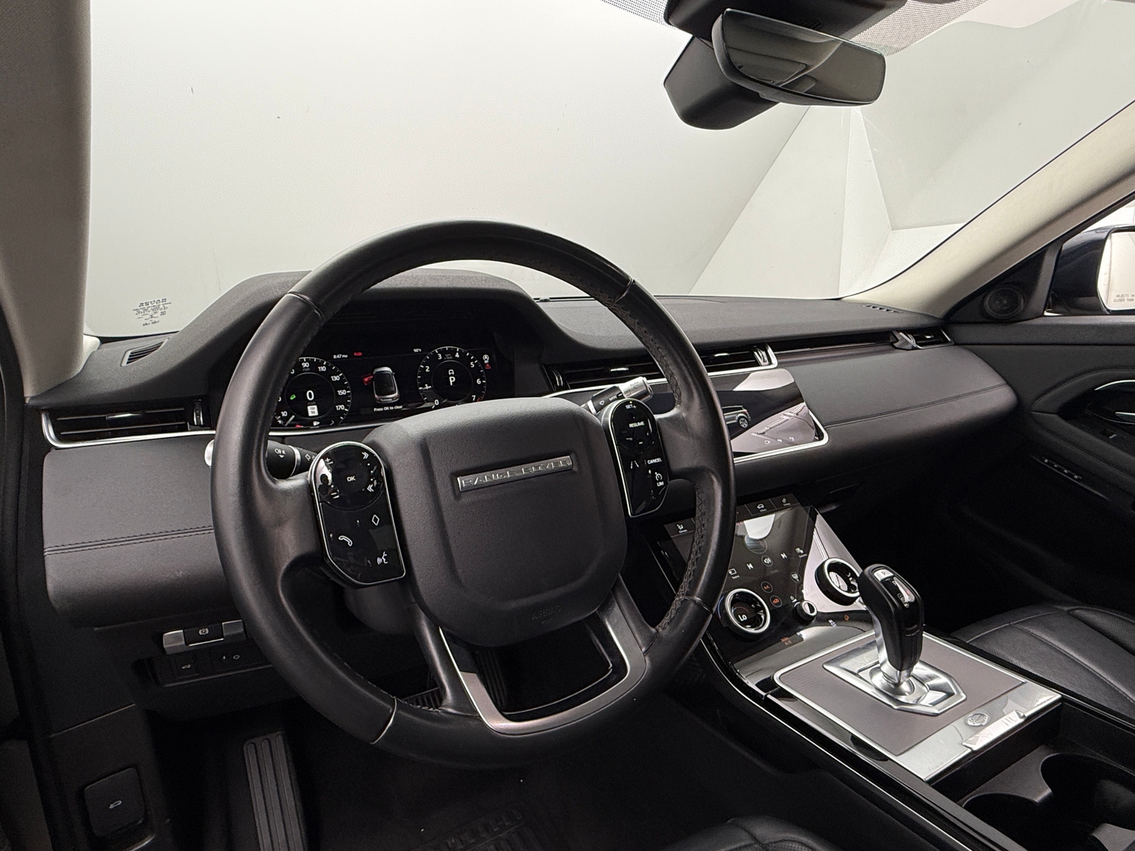 Thumbnail: 2020 Land Rover Range Rover Evoque - 4