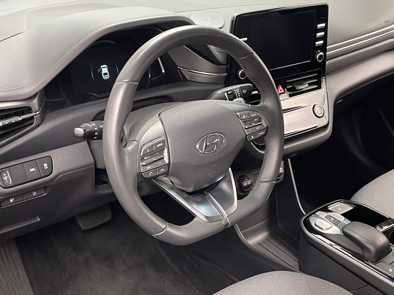 Thumbnail: 2021 Hyundai Ioniq - 5