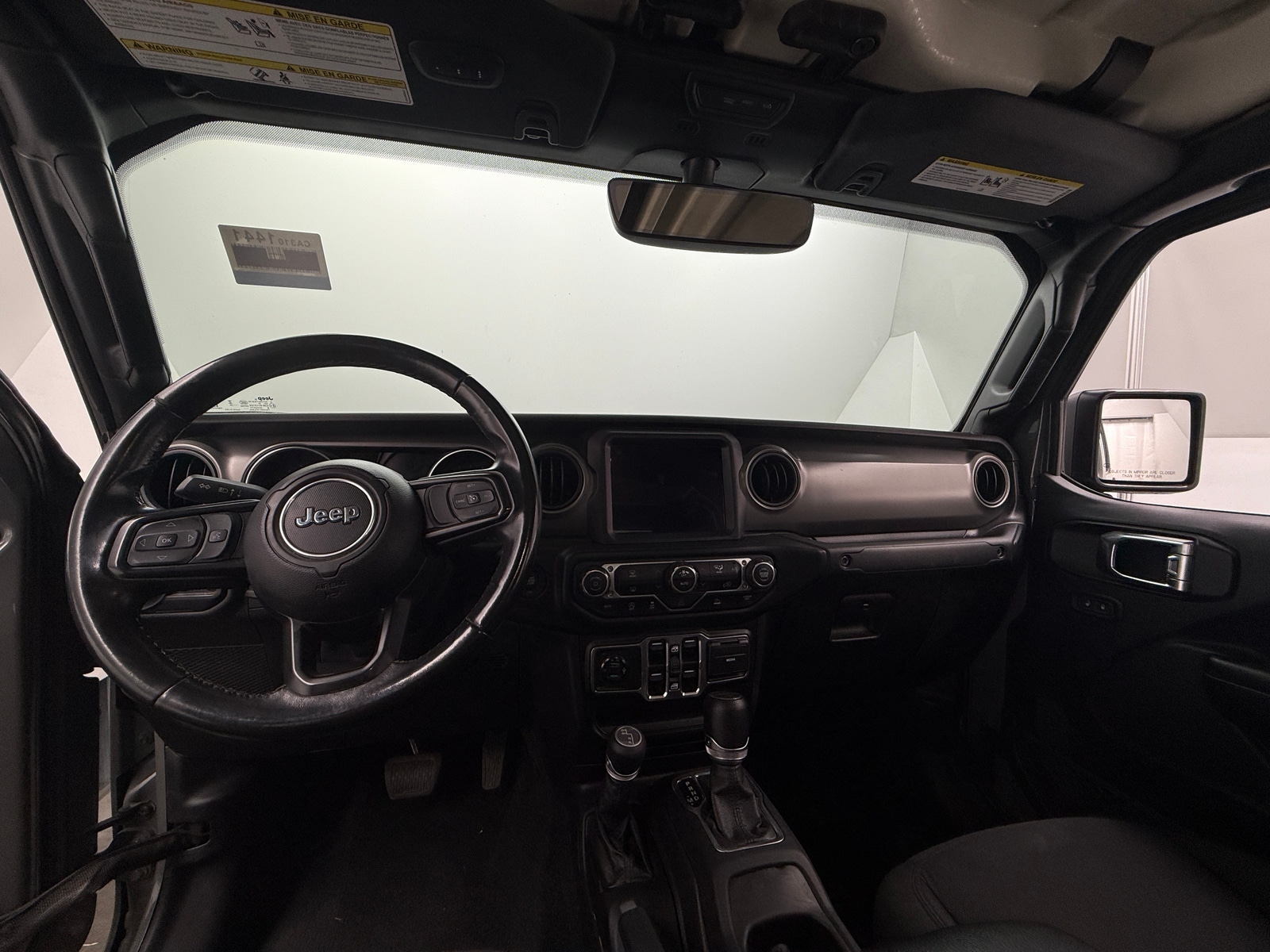 Thumbnail: 2021 Jeep Gladiator - 3