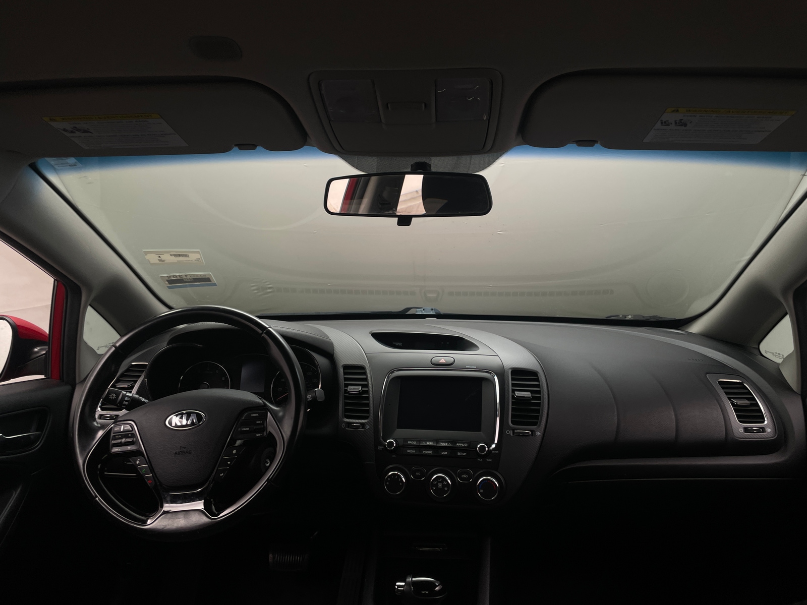 Thumbnail: 2017 Kia Forte - 3