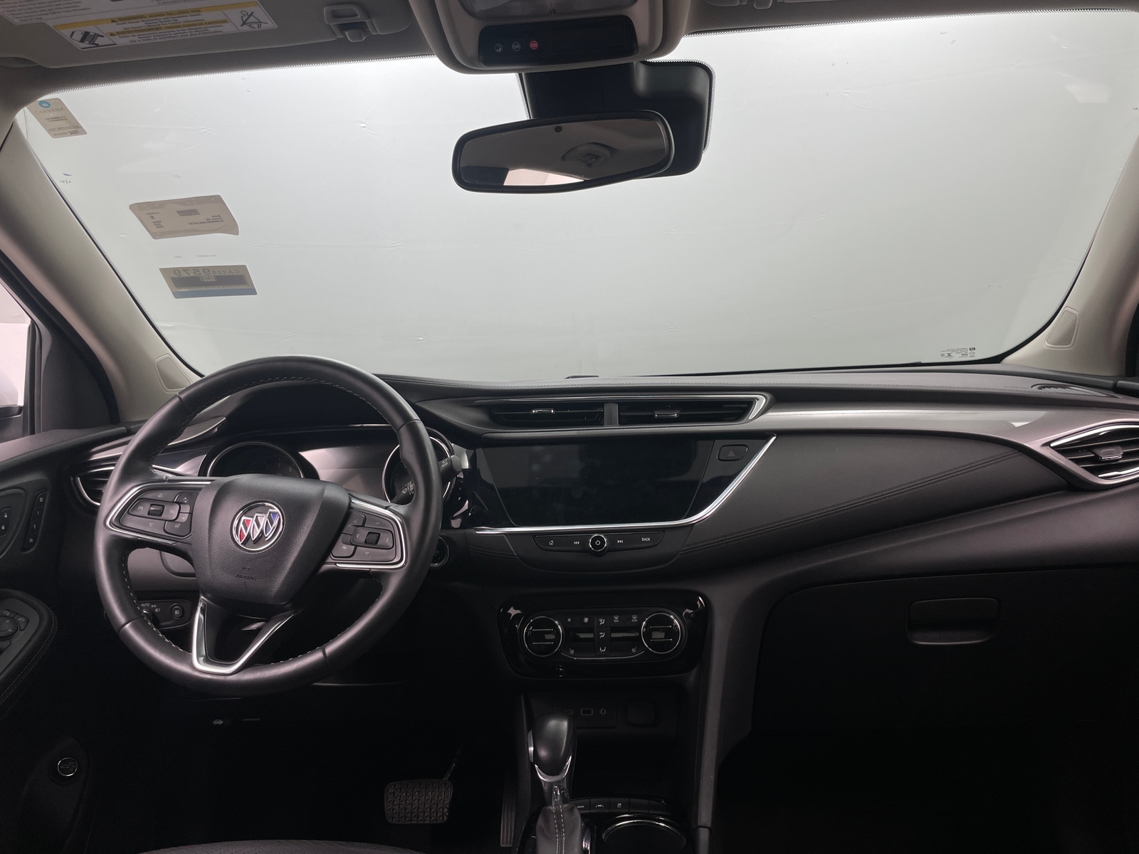 Thumbnail: 2022 Buick Encore GX - 2