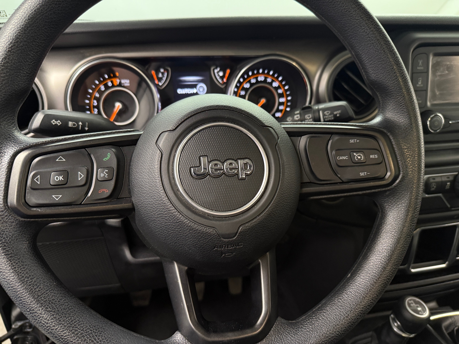 Thumbnail: 2019 Jeep Wrangler - 5