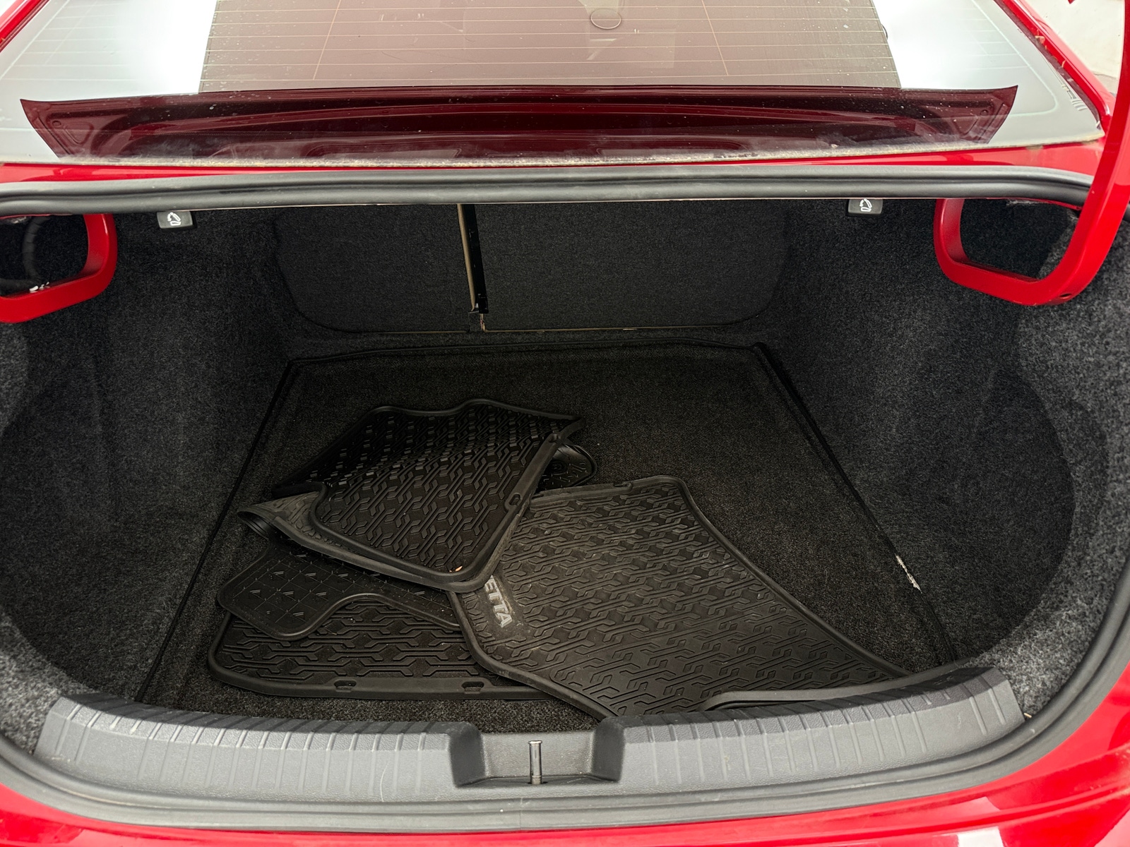 Thumbnail: 2019 Volkswagen Jetta - 6